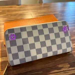 Checkered Wallet with Box & Dustbag
